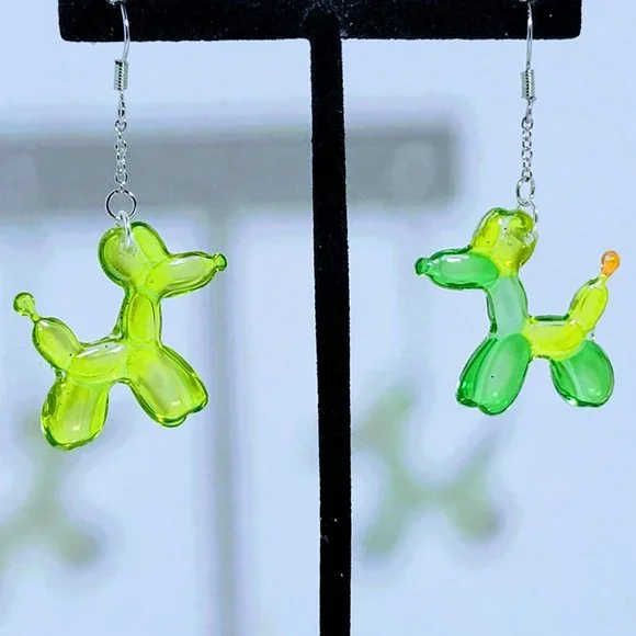 🆕 MBM Balloon Animals Green Dog Dangle Earrings - Picture 5 of 10